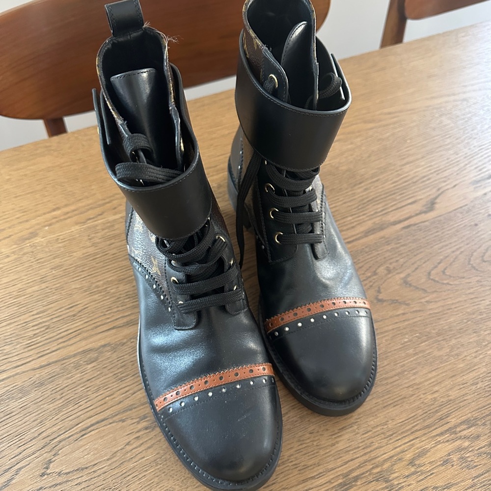 Louis Vuitton Boyish Ranger Boot size 39 women’s - Picture 3 of 6